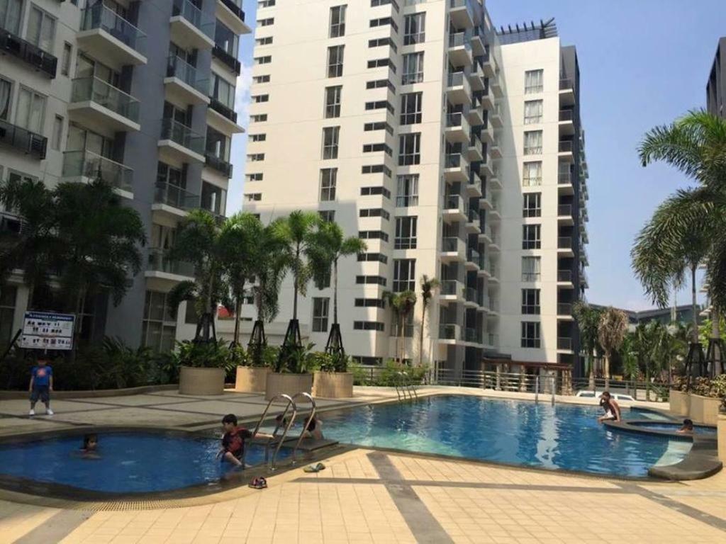 One Palm Tree Villas มะนิลา ภายนอก รูปภาพ